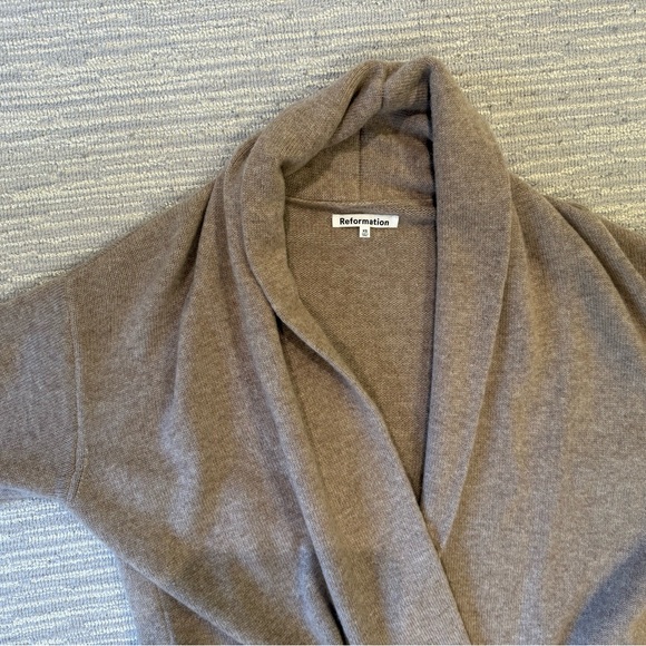 Reformation Liam Cashmere Cardigan size XS - Picture 4 of 6